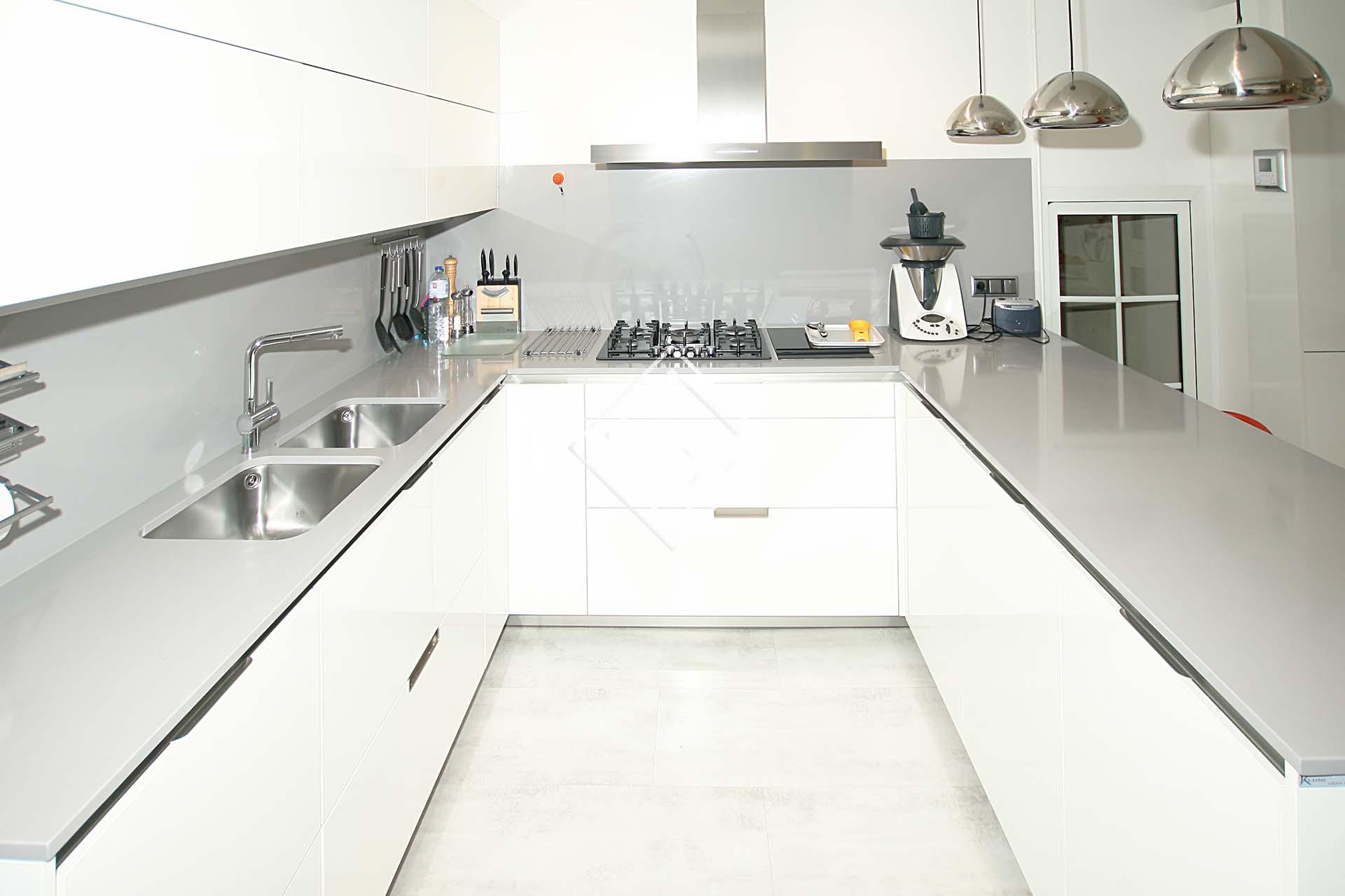 Casa Independiente con piscina y pádel en la Florida 