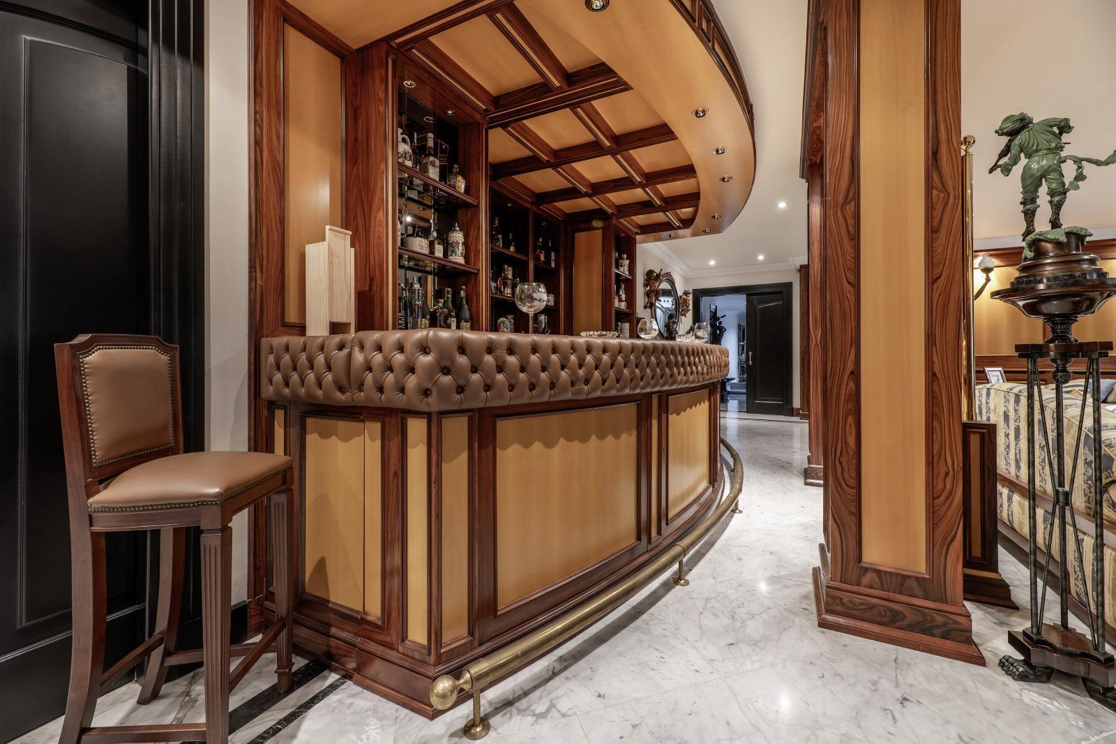 Espectacular casa en parcela de hectárea en la mejor zona de La Moraleja 