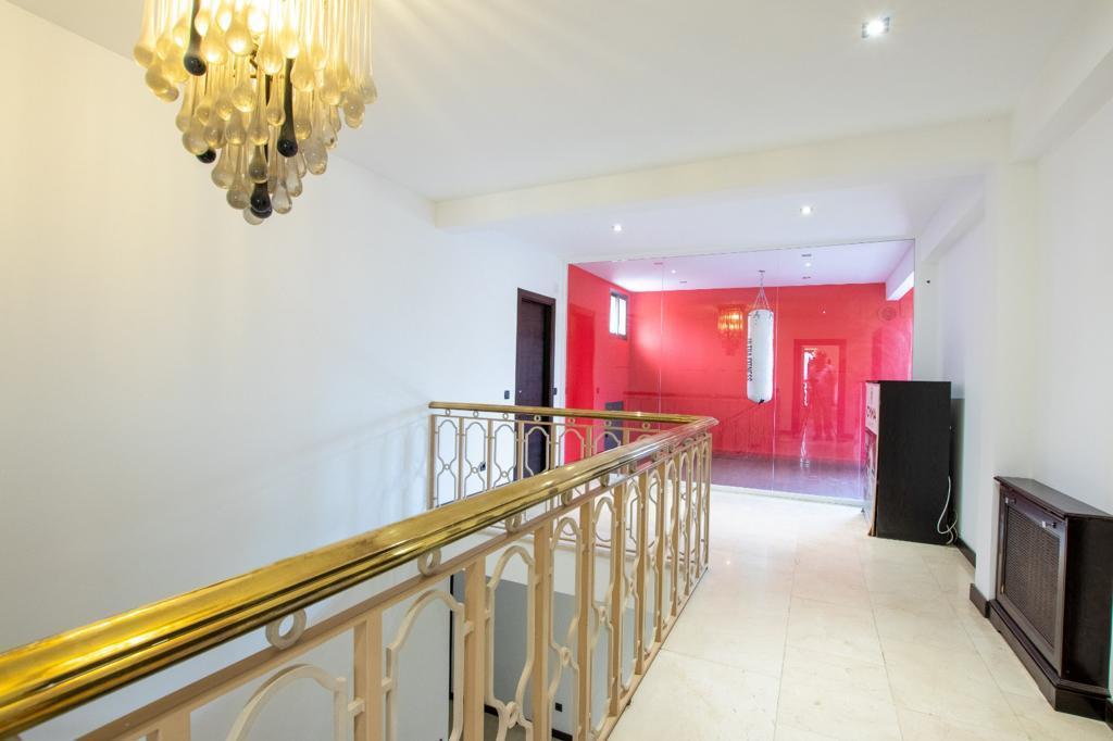 Espectacular casa en parcela de hectárea en la mejor zona de La Moraleja 