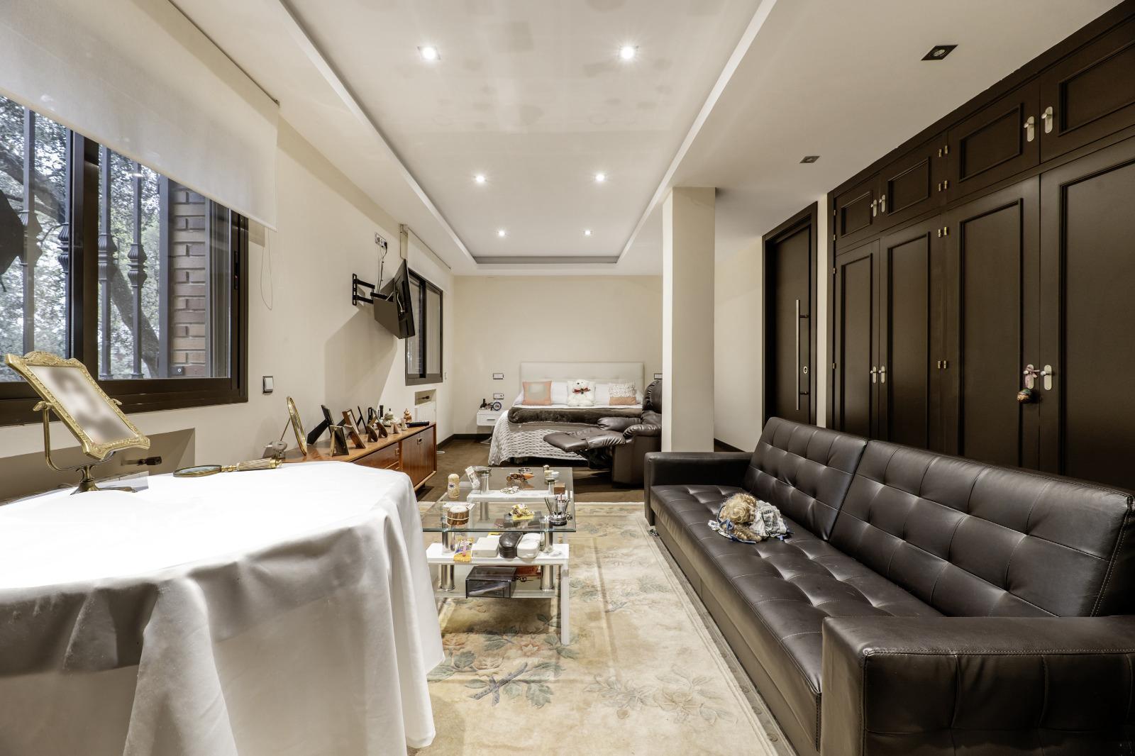 Espectacular casa en parcela de hectárea en la mejor zona de La Moraleja 