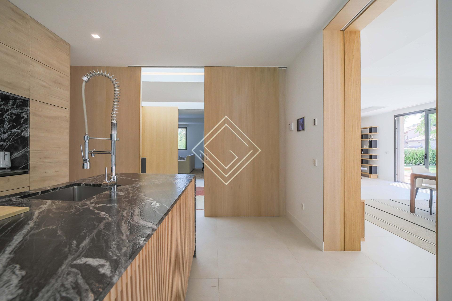 Moderno unifamiliar en Puerta de Hierro