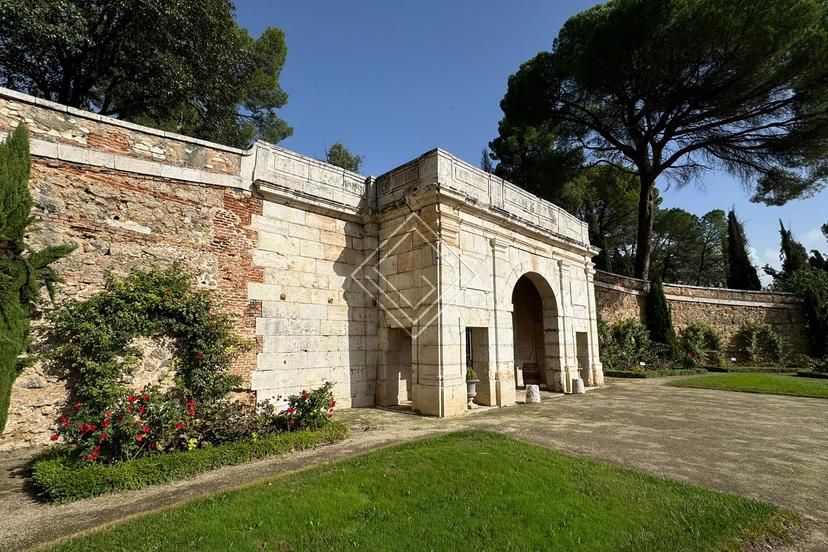 Singular Bodega a la venta en Aranjuez