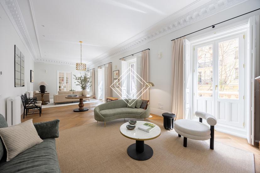 Espectacular vivienda lista para entrar en Jerónimos