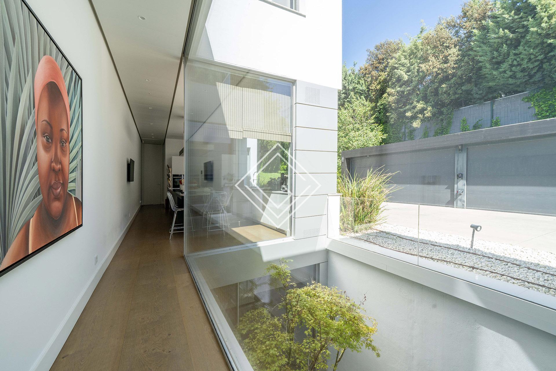 Espectacular casa amueblada en primera linea de golf con 3200 metros de parcela y privacidad absoluta