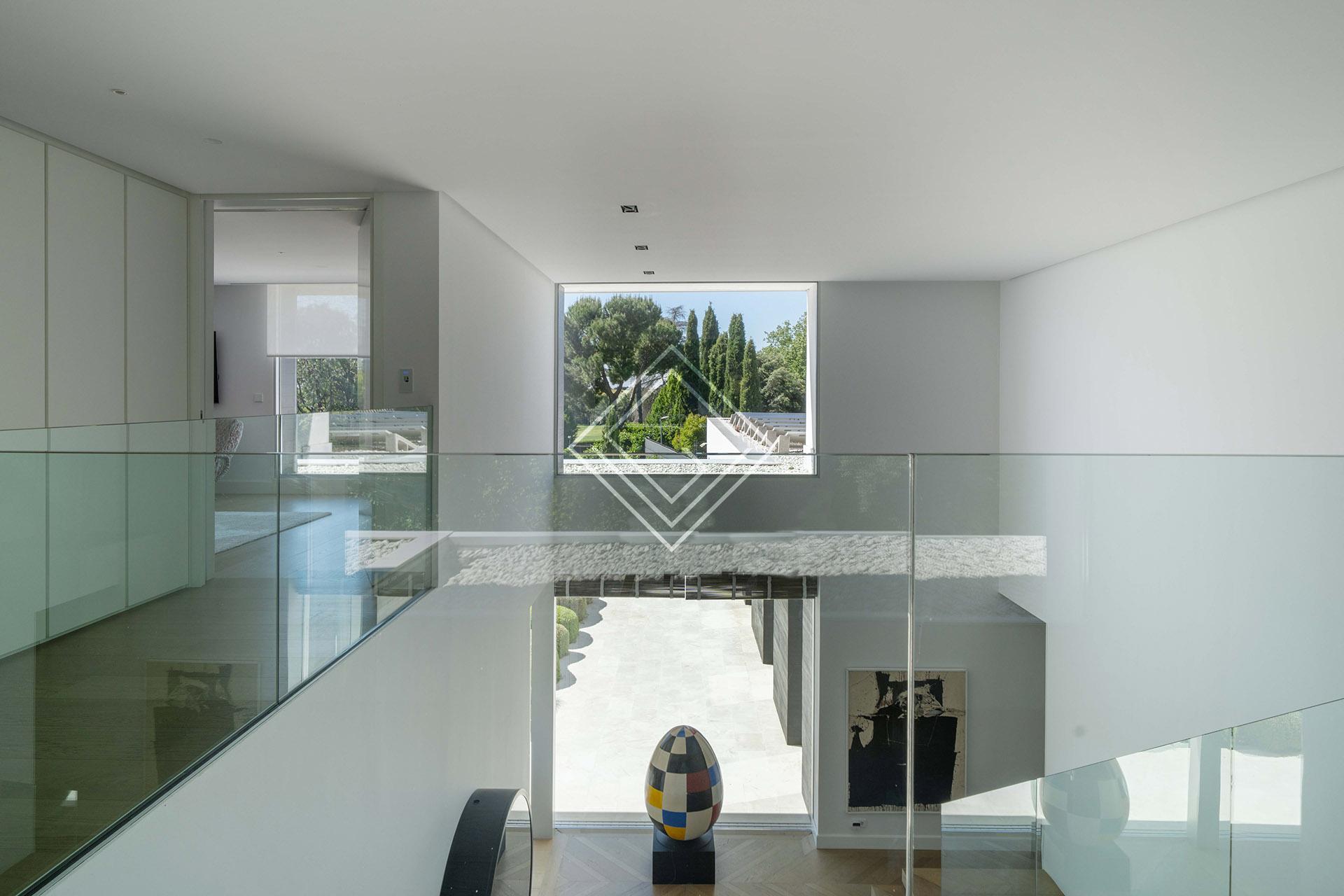 Espectacular casa amueblada en primera linea de golf con 3200 metros de parcela y privacidad absoluta
