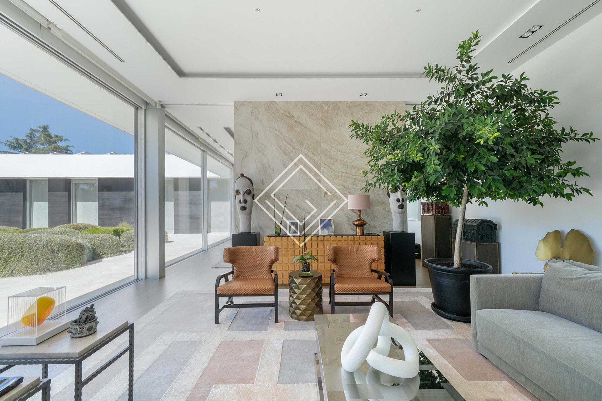 Espectacular casa amueblada en primera linea de golf con 3200 metros de parcela y privacidad absoluta