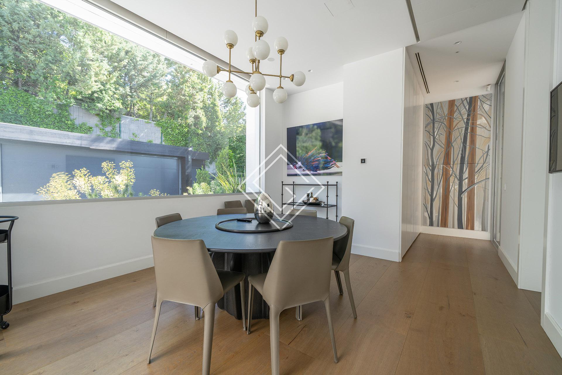 Espectacular casa amueblada en primera linea de golf con 3200 metros de parcela y privacidad absoluta