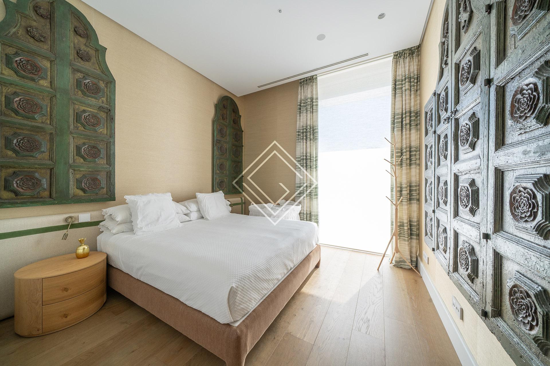 Espectacular casa amueblada en primera linea de golf con 3200 metros de parcela y privacidad absoluta