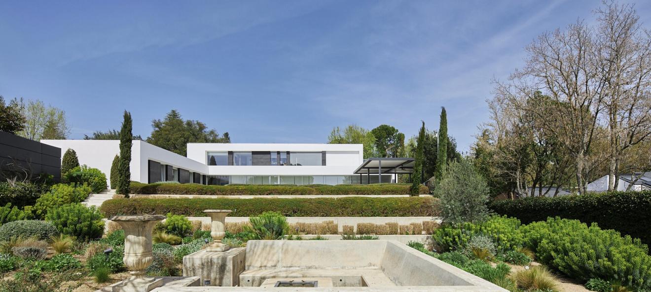 Espectacular casa amueblada en primera linea de golf con 3200 metros de parcela y privacidad absoluta