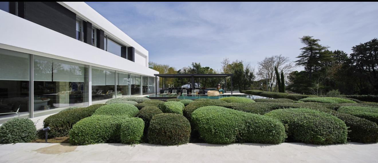 Espectacular casa amueblada en primera linea de golf con 3200 metros de parcela y privacidad absoluta
