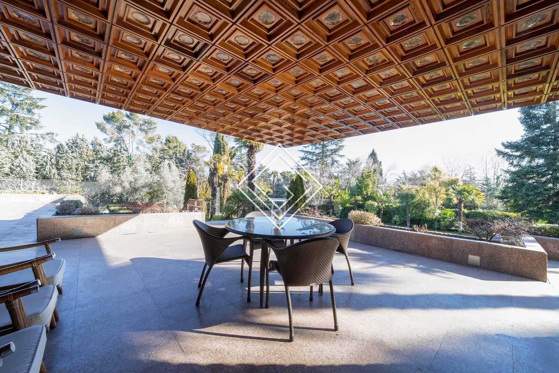 Fabulosa vivienda con espectacular jardín en La Florida