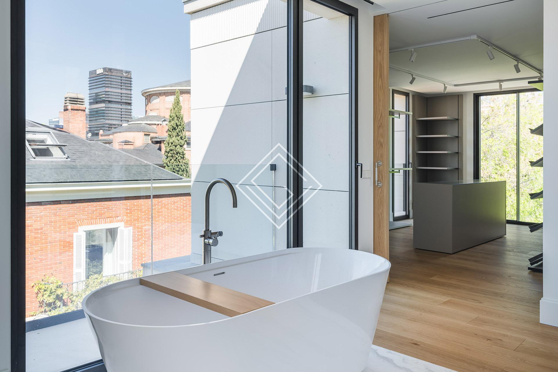 Espectacular pareado de nueva construcción en El Viso