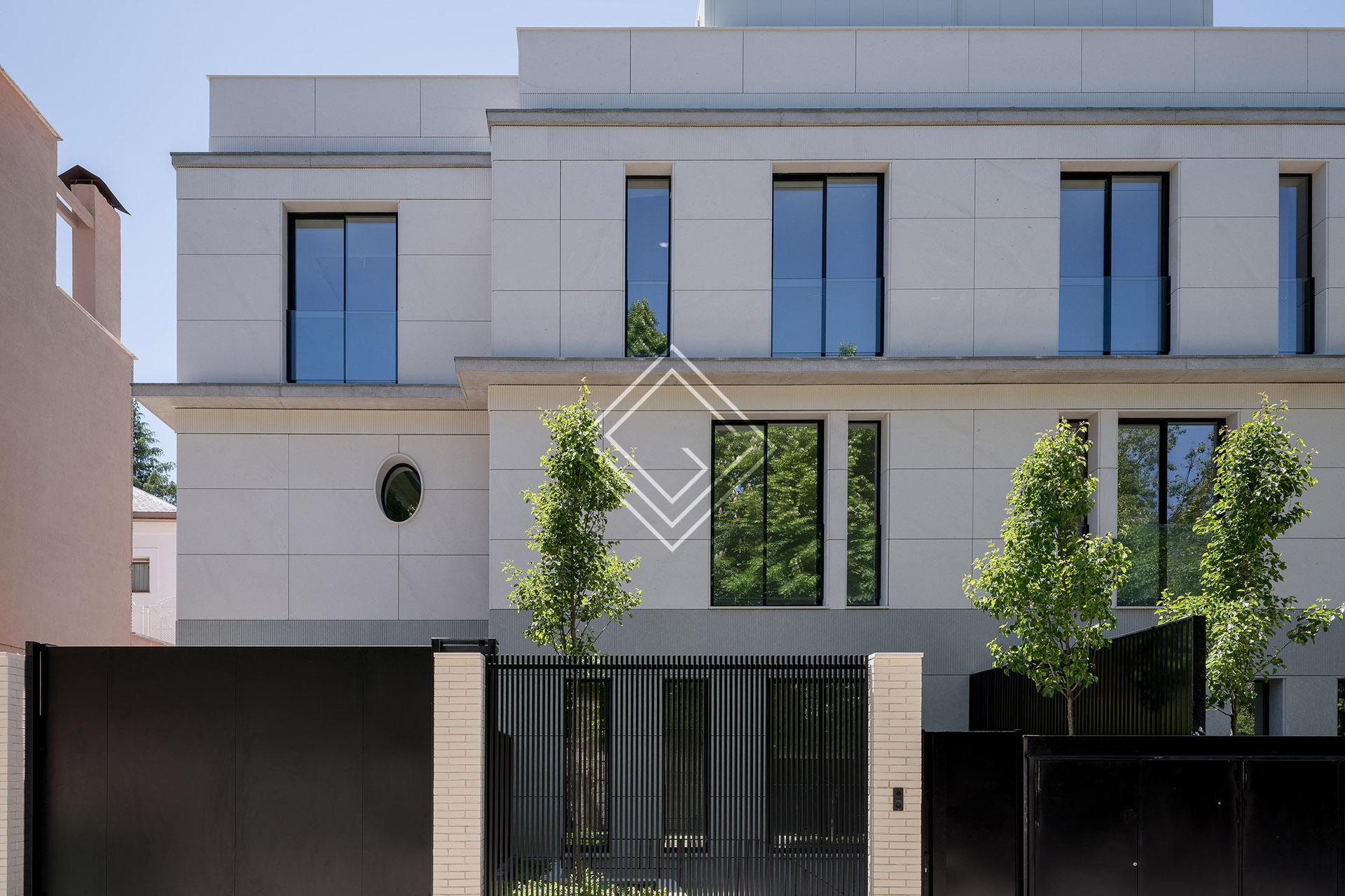 Espectacular pareado de nueva construcción en El Viso