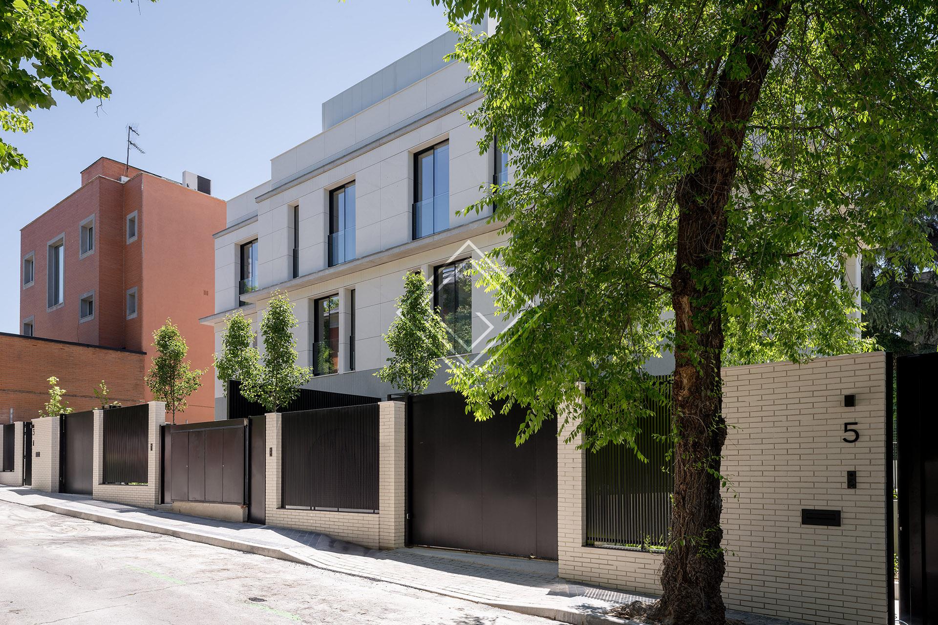 Espectacular pareado de nueva construcción en El Viso