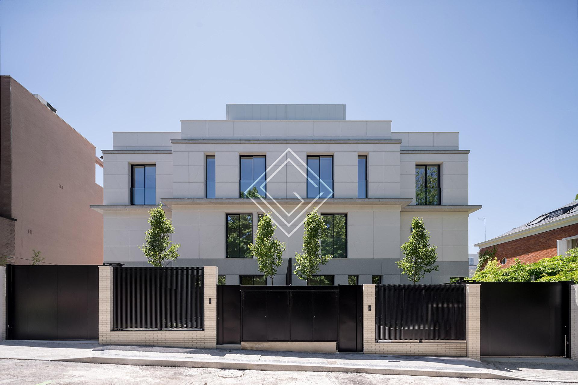 Espectacular pareado de nueva construcción en El Viso