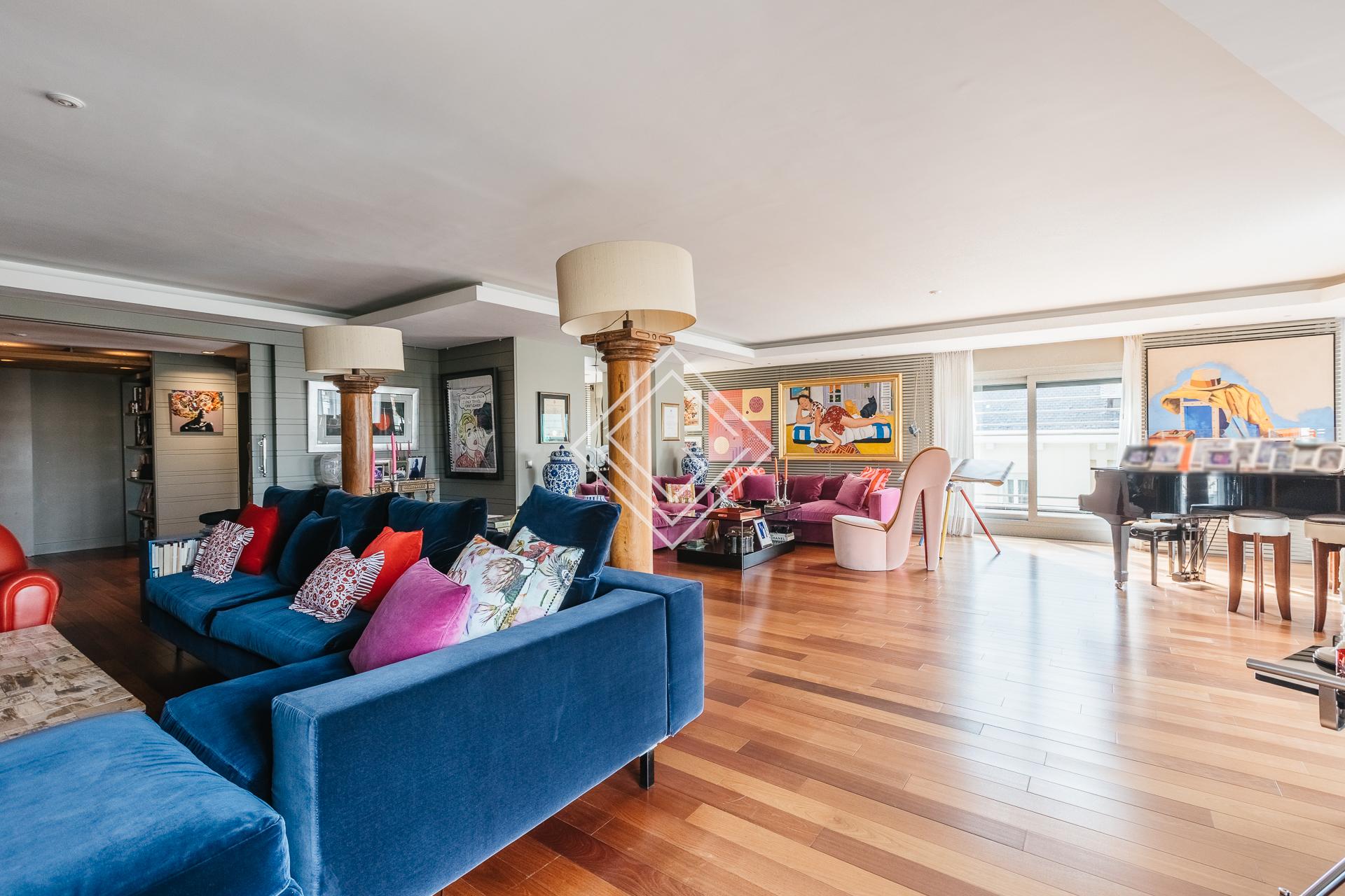 Espectacular duplex con terraza y piscina en Almagro