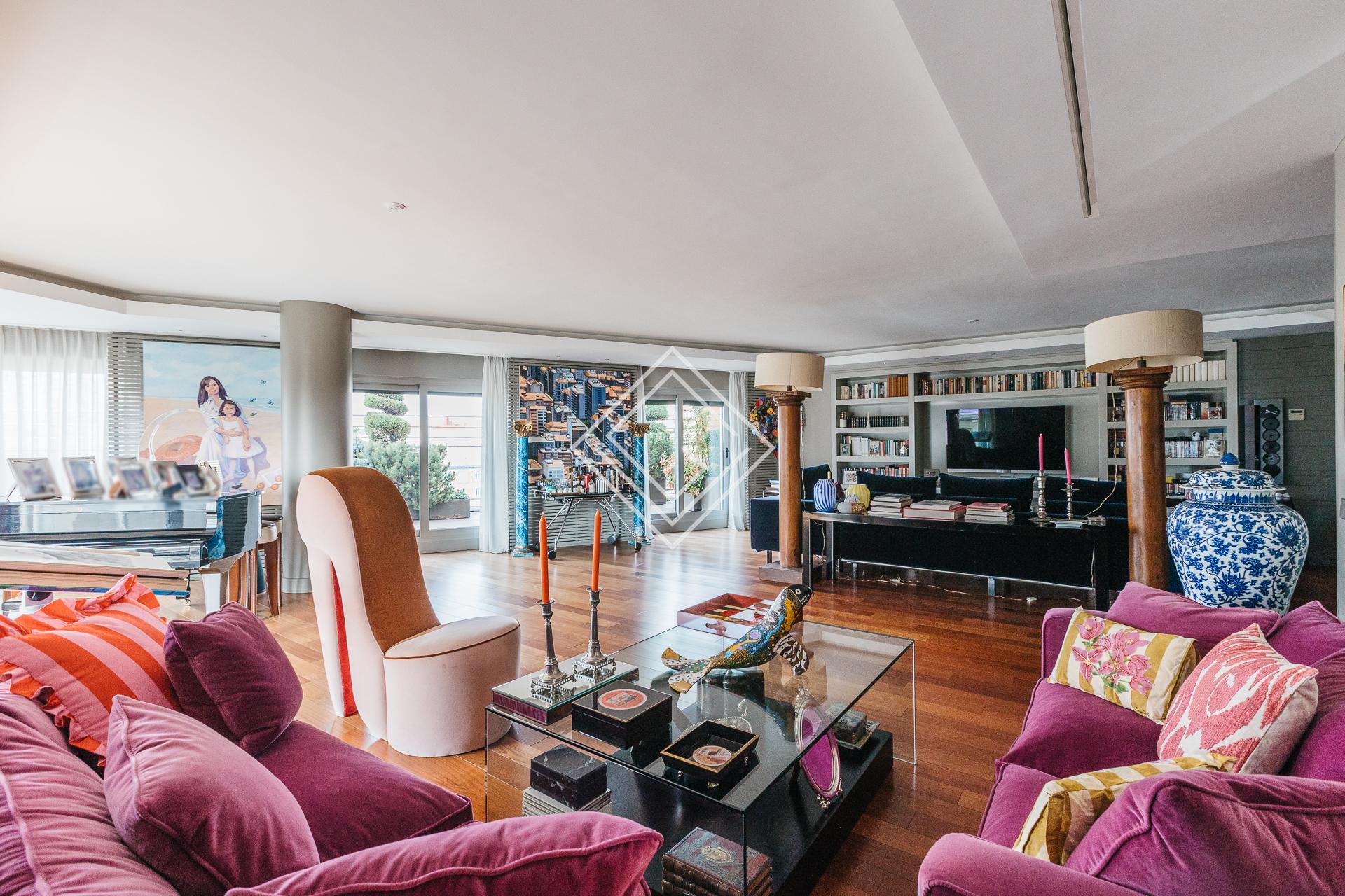 Espectacular duplex con terraza y piscina en Almagro