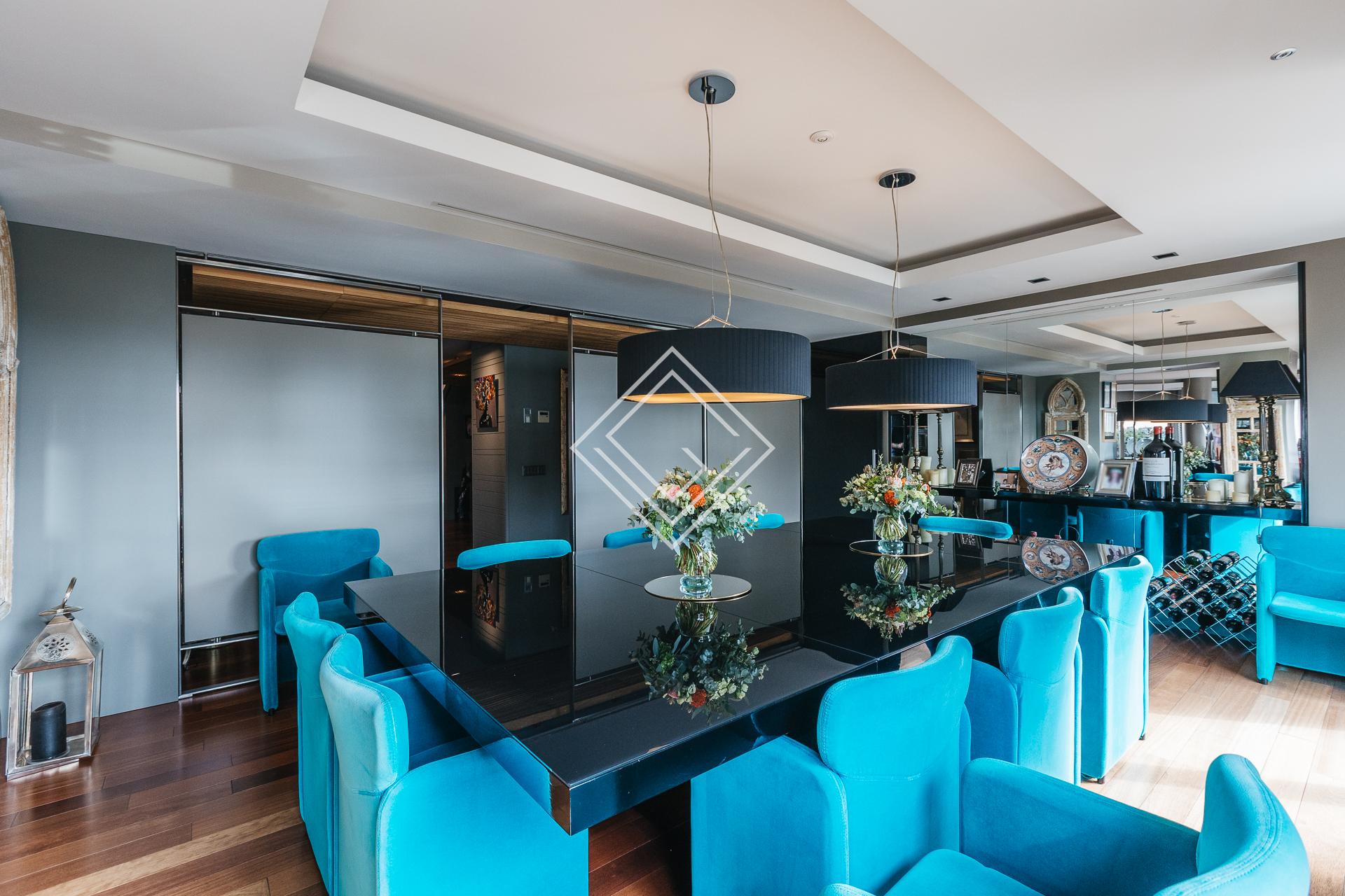 Espectacular duplex con terraza y piscina en Almagro