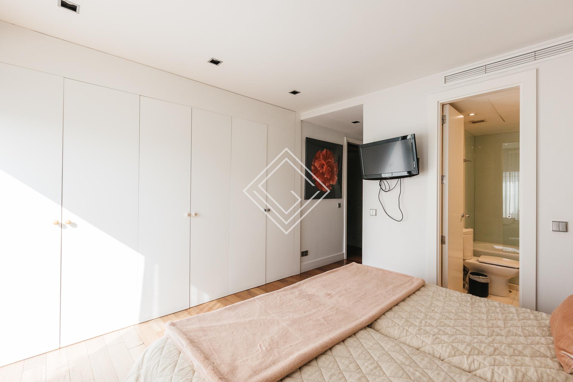 Espectacular duplex con terraza y piscina en Almagro