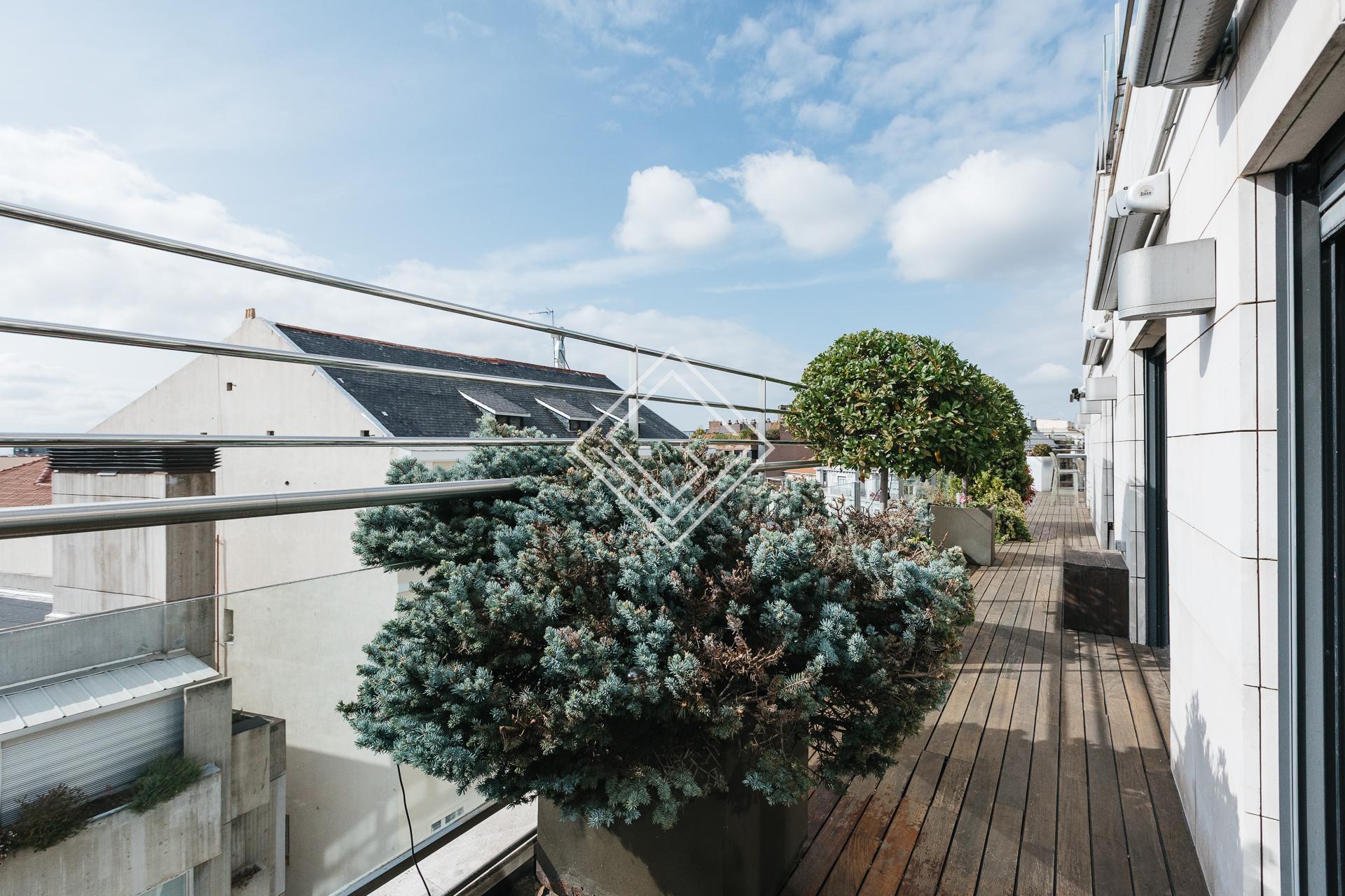 Espectacular duplex con terraza y piscina en Almagro