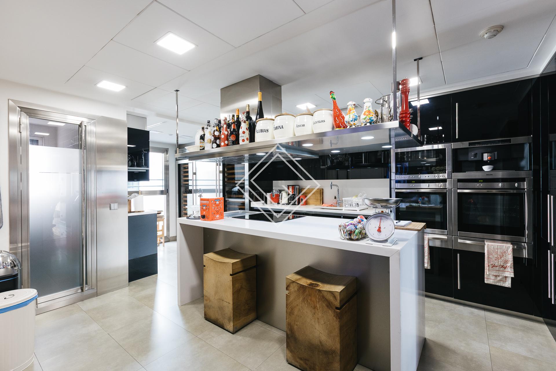 Espectacular duplex con terraza y piscina en Almagro