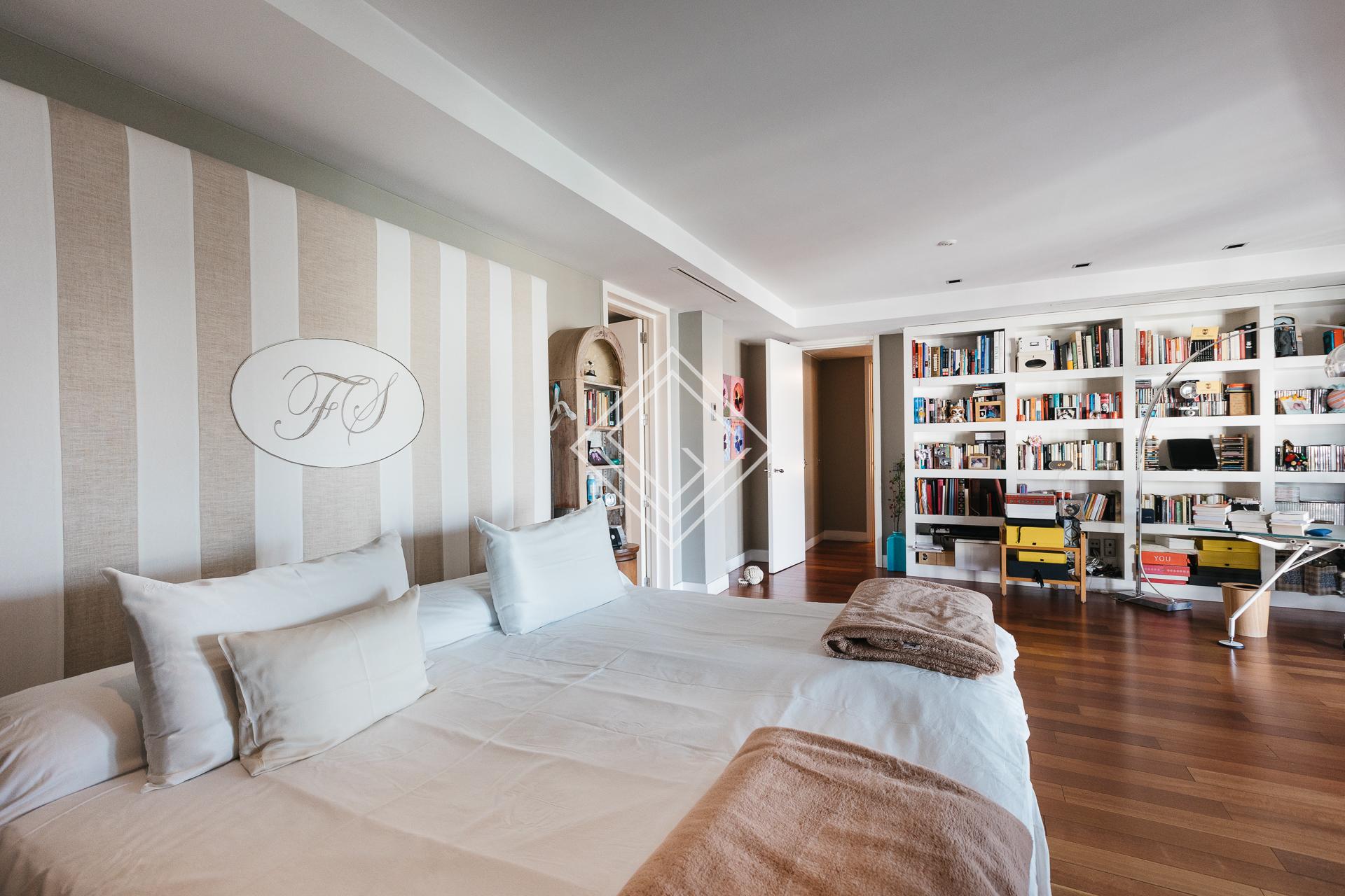 Espectacular duplex con terraza y piscina en Almagro