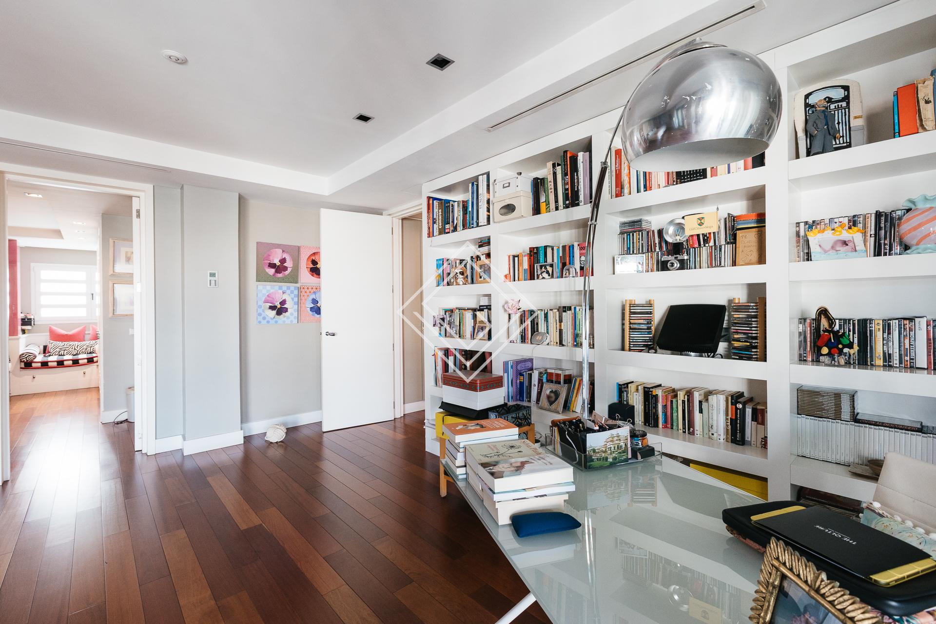 Espectacular duplex con terraza y piscina en Almagro