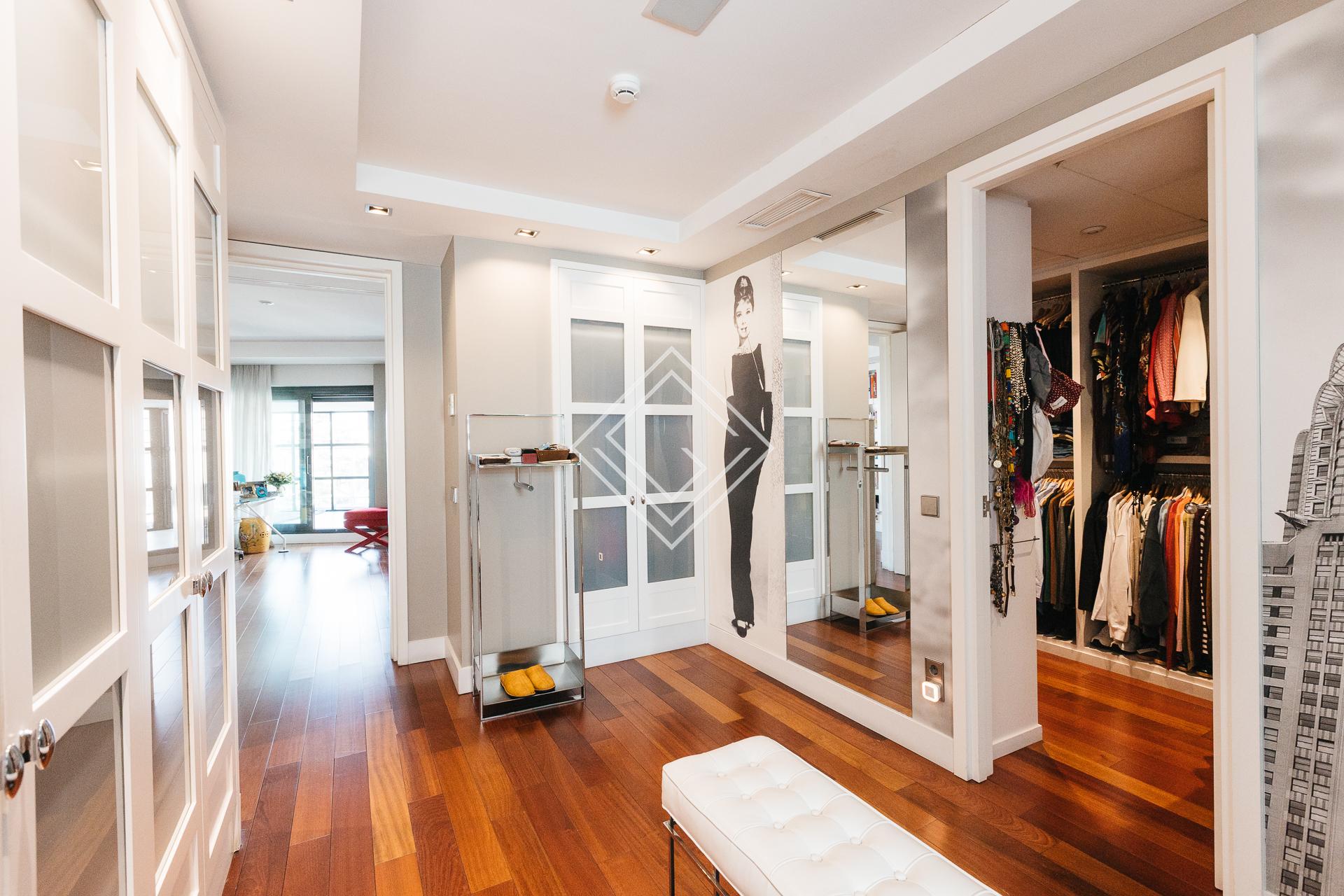 Espectacular duplex con terraza y piscina en Almagro