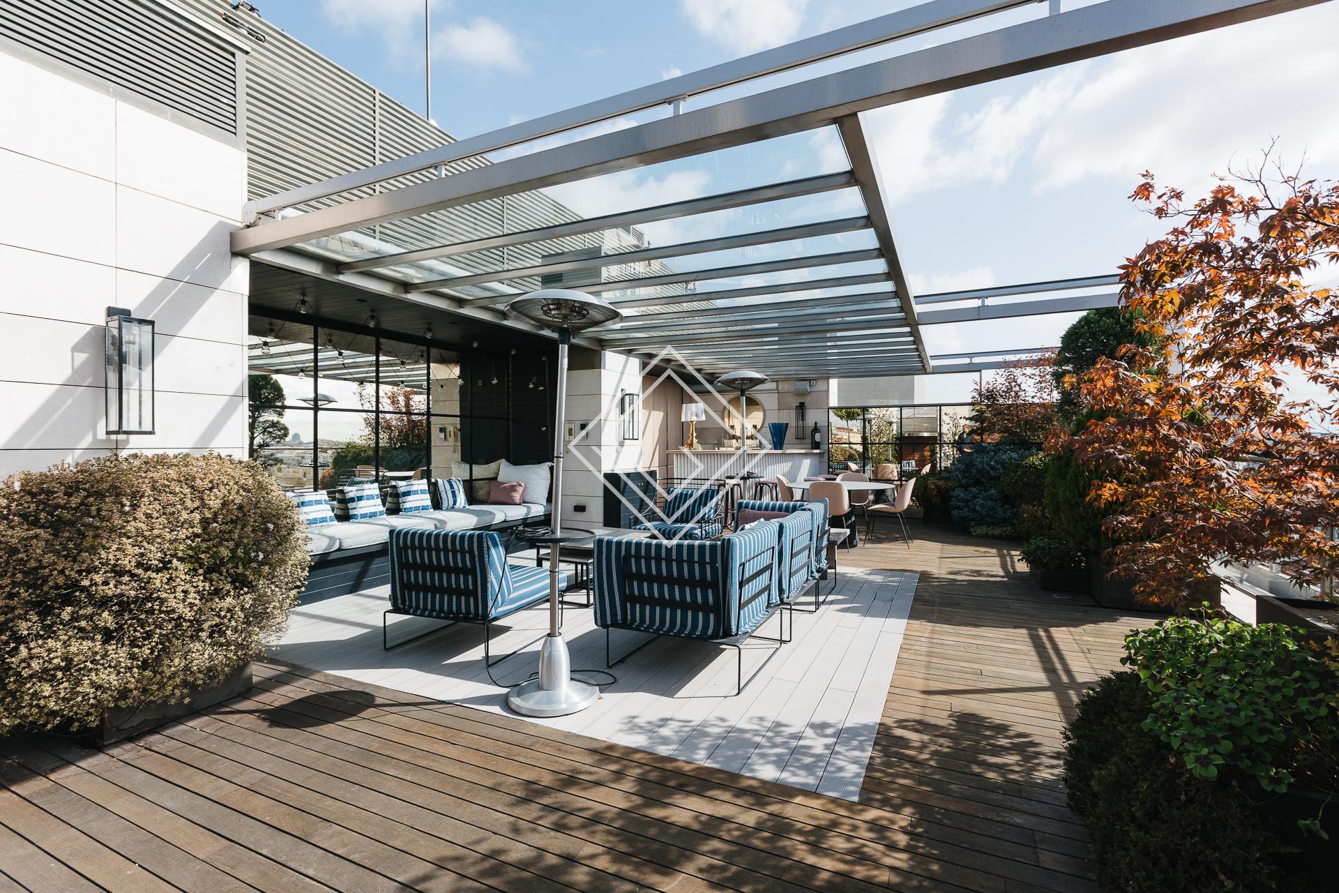 Espectacular duplex con terraza y piscina en Almagro