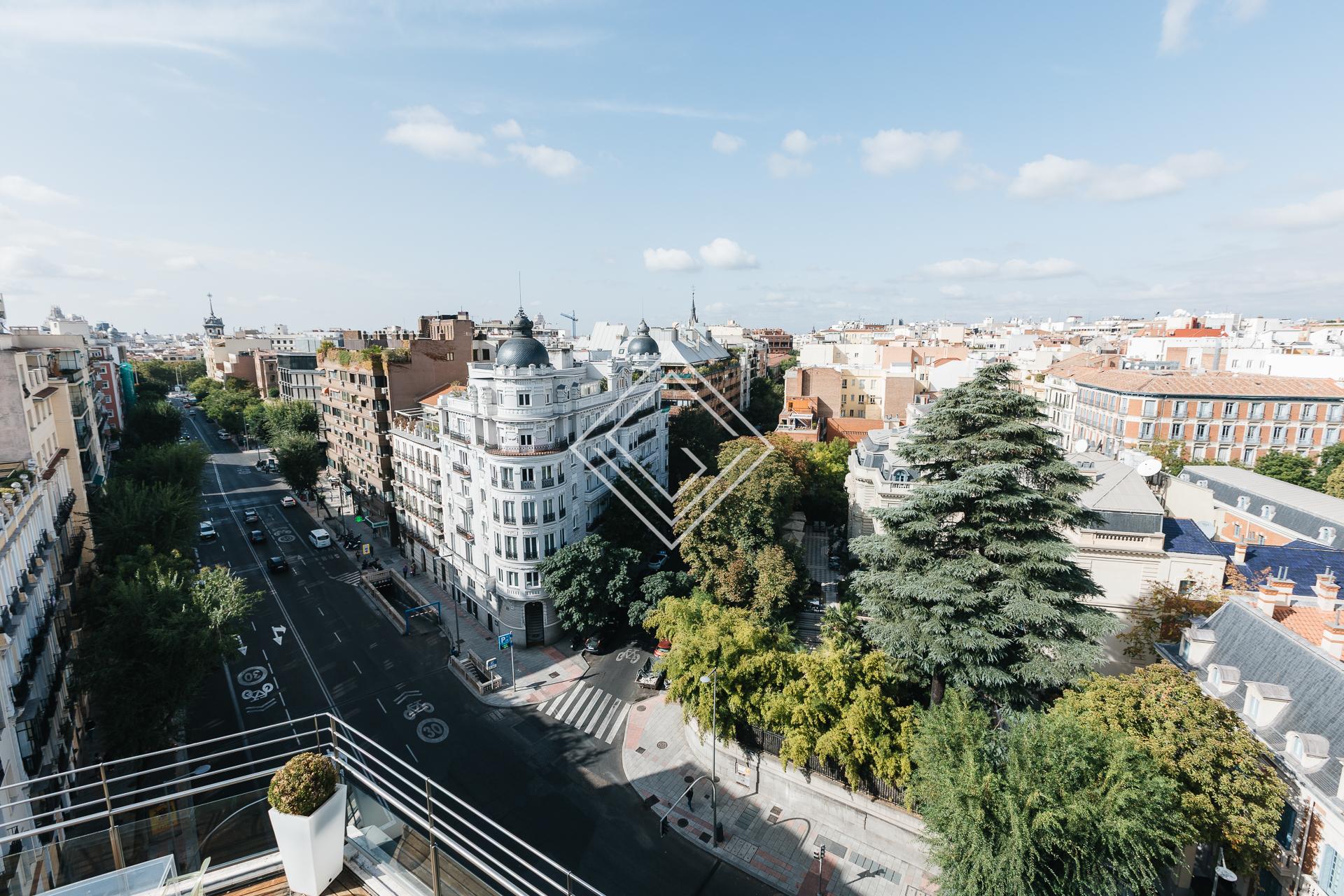 Espectacular duplex con terraza y piscina en Almagro