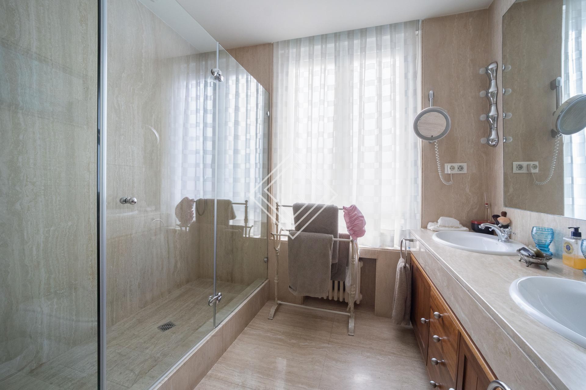 Espectacular piso totalmente reformado en El Viso