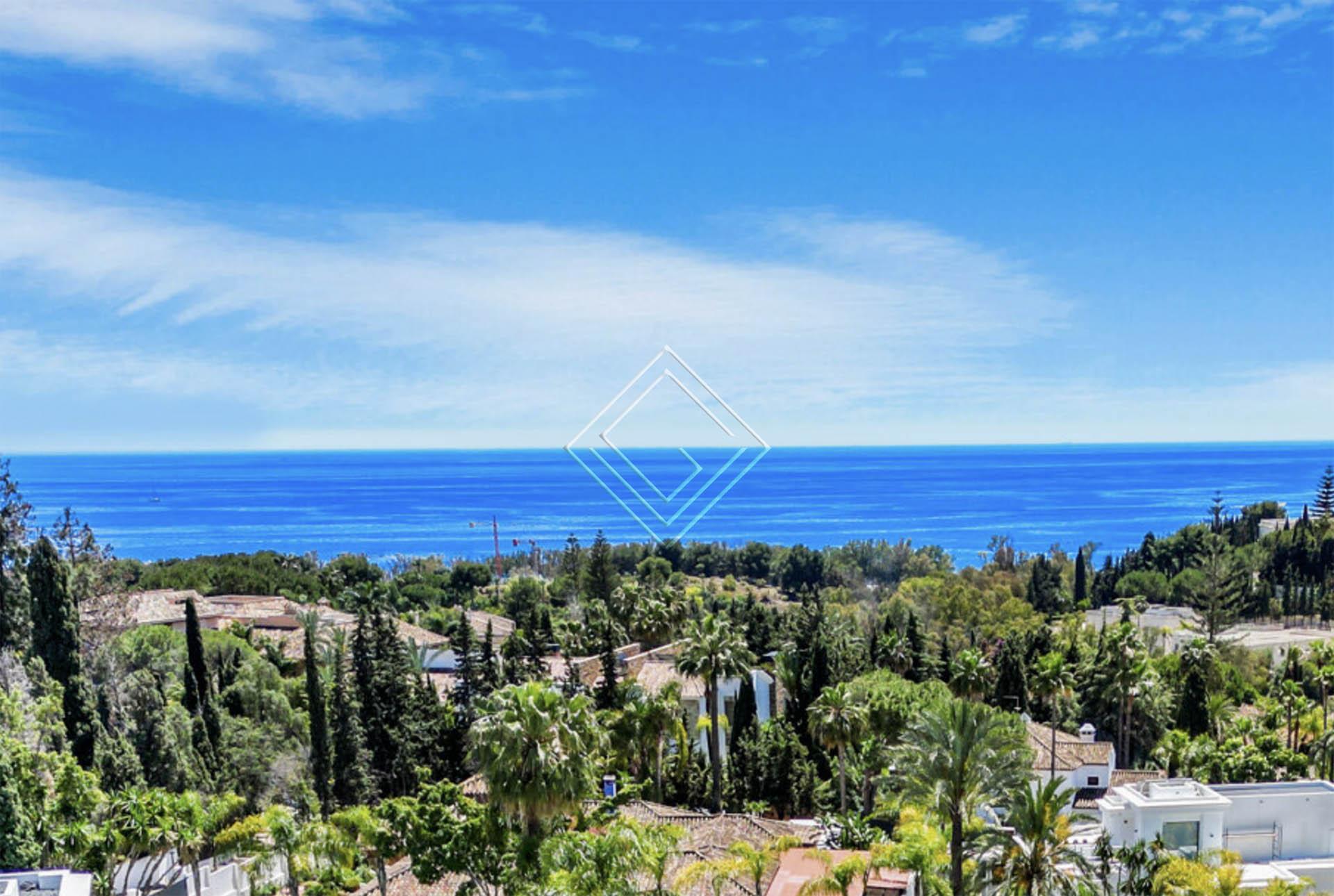 Parcela segregable en 2  en Las Lomas del Marbella Club