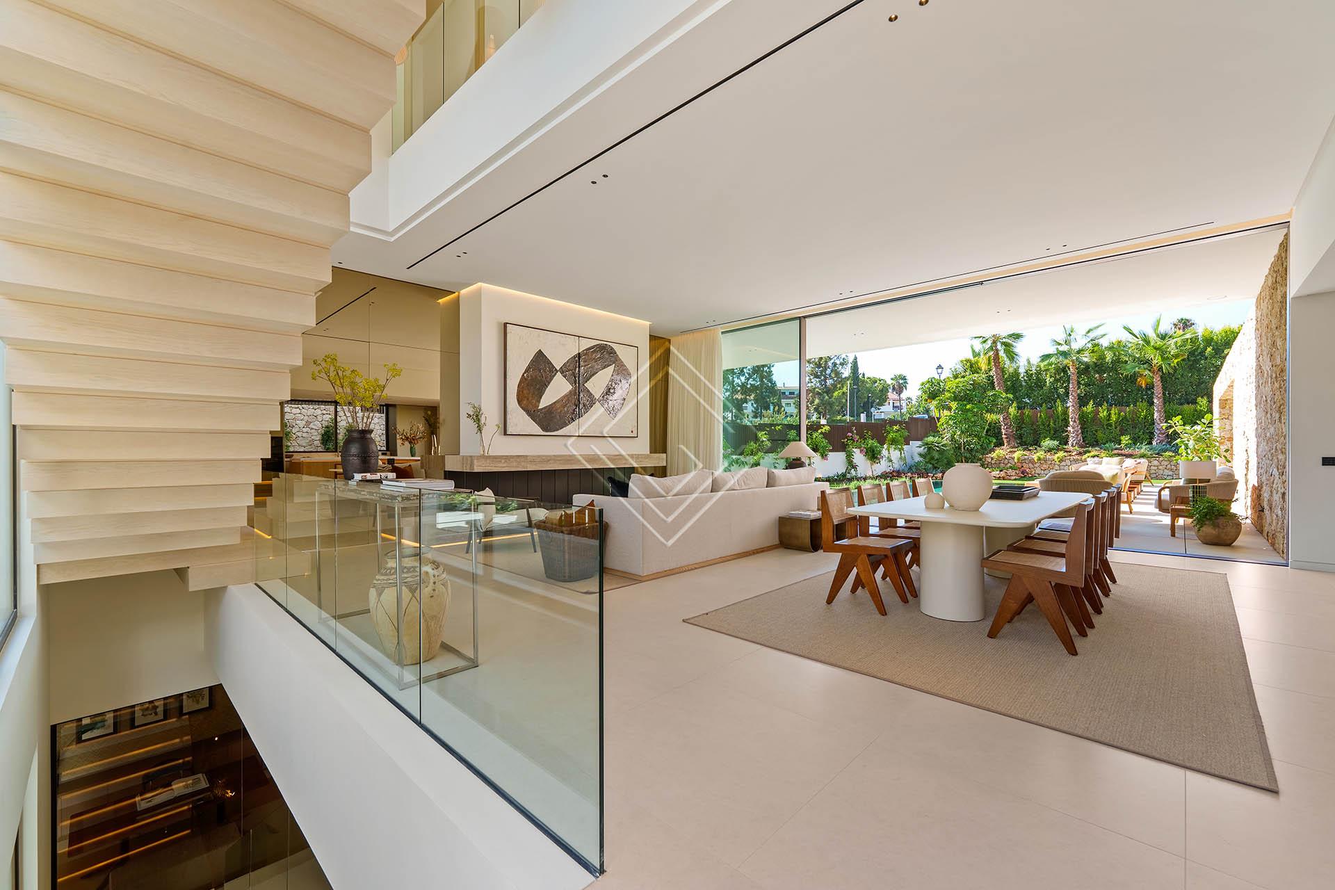 Villa contemporánea de 5 dormitorios con spa (hammam), gimnasio y piscina infinity