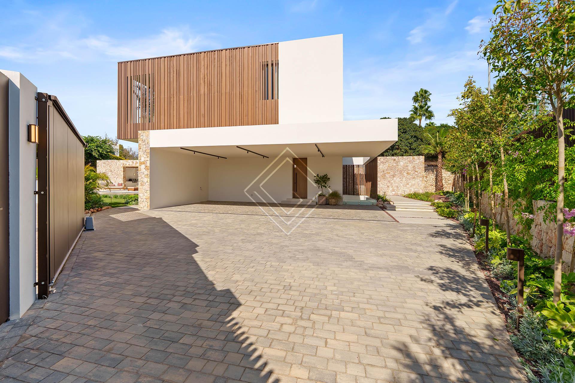 Villa contemporánea de 5 dormitorios con spa (hammam), gimnasio y piscina infinity