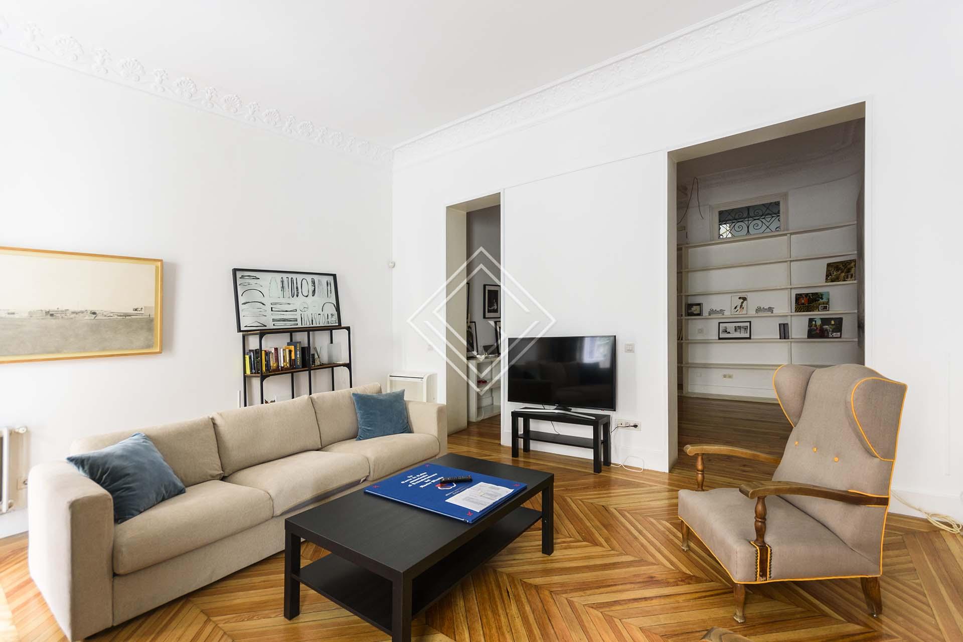 Piso totalmente reformado en Palacio - Imagen 2