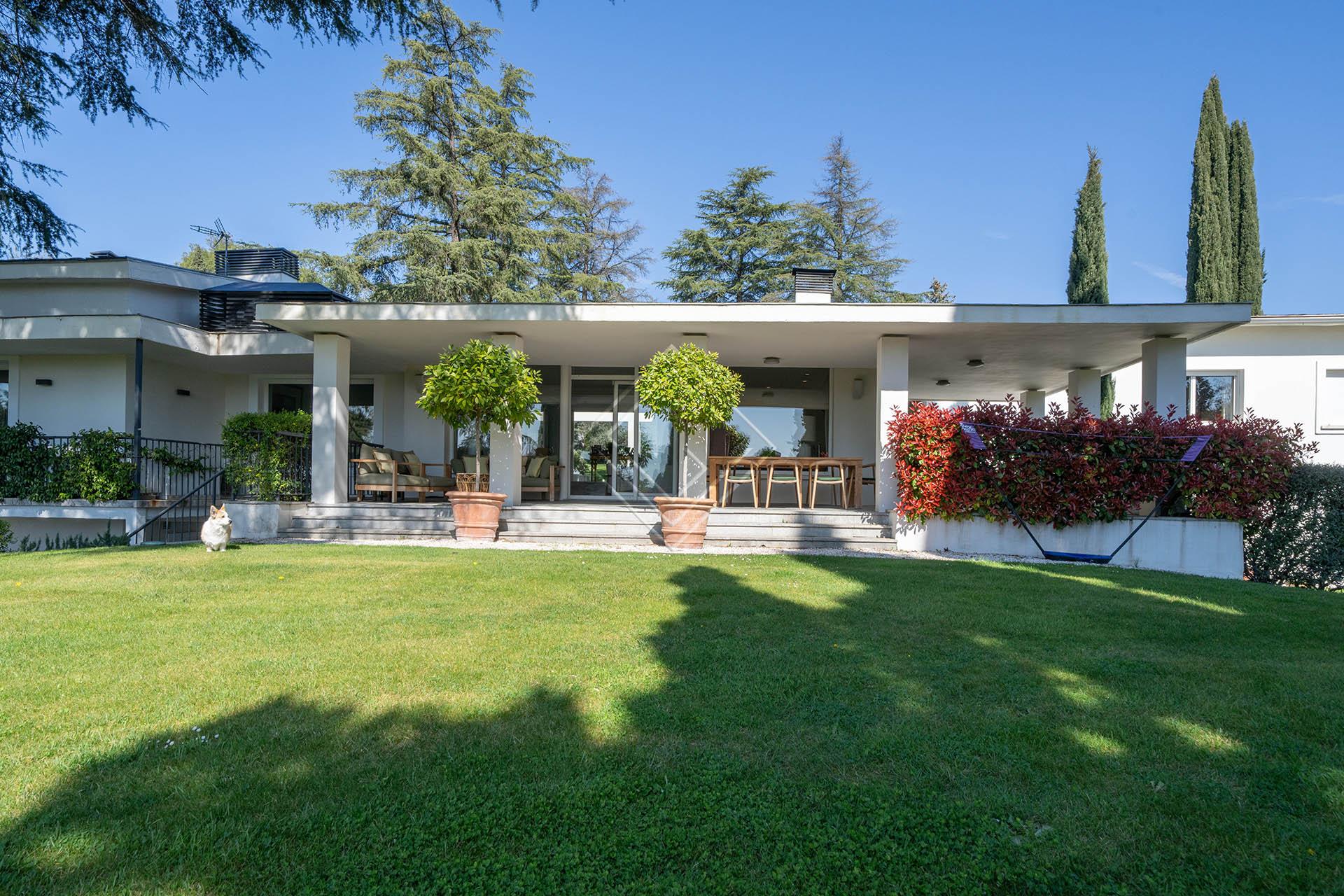 Casa independiente en parcela con vistas y a dos pasos de los colegios  - Imagen 2