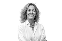 consultantImg