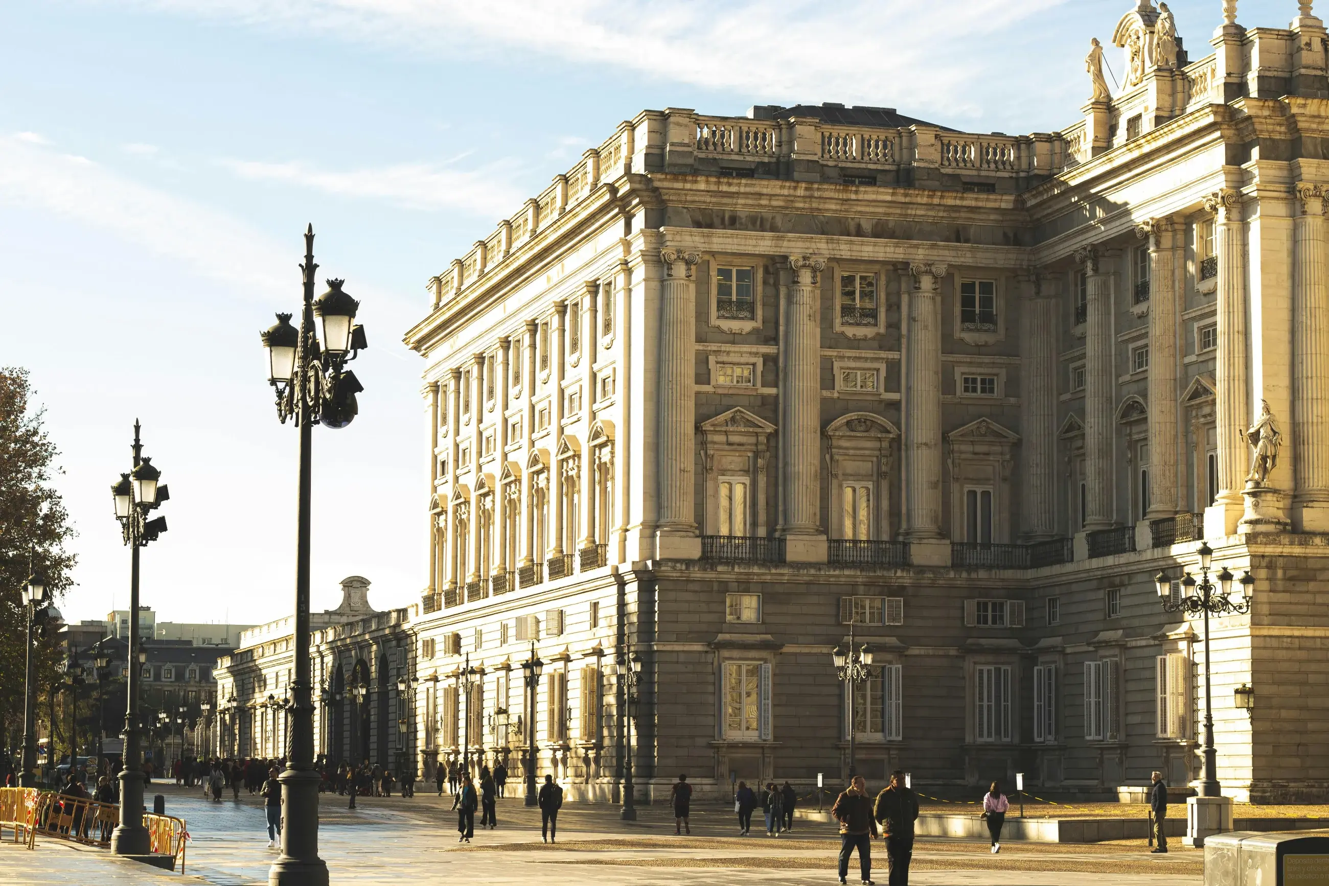 Guía experta: Zonas premium de Madrid por tipo de comprador
