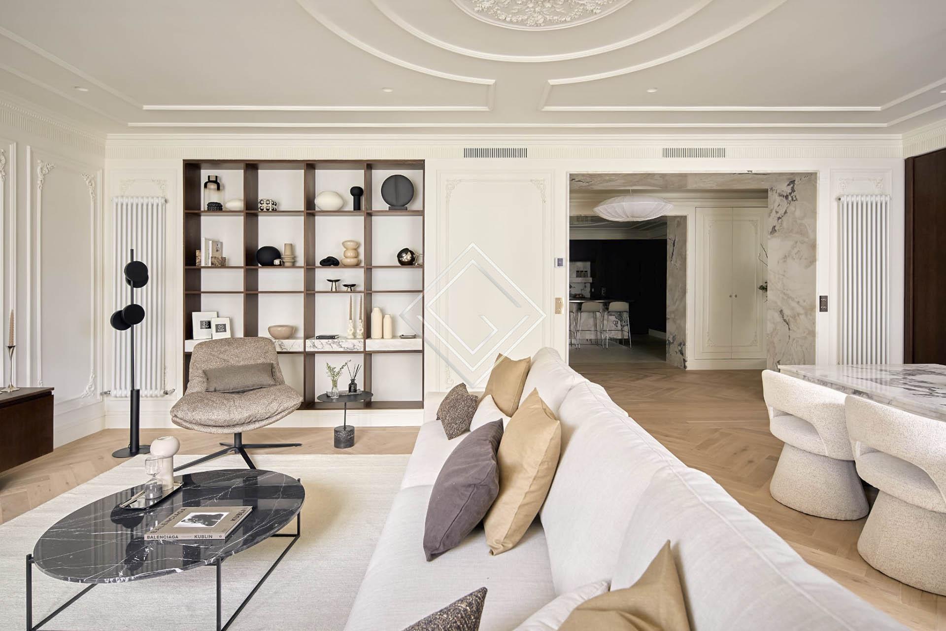 Amplio piso junto al Retiro - Imagen 1