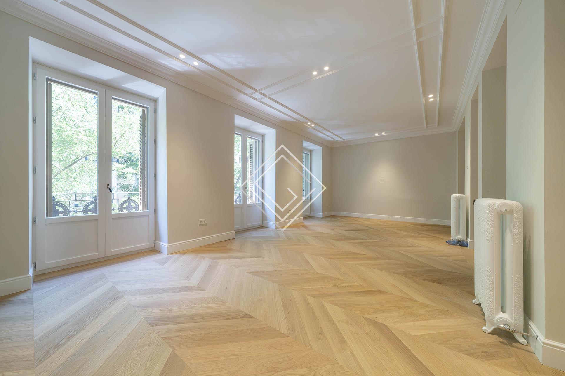 Exclusivo piso junto a El Retiro - Imagen 2