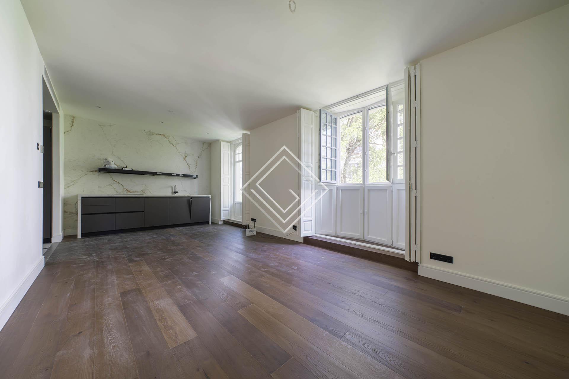 Maravillosa vivienda en Recoletos - Imagen 2