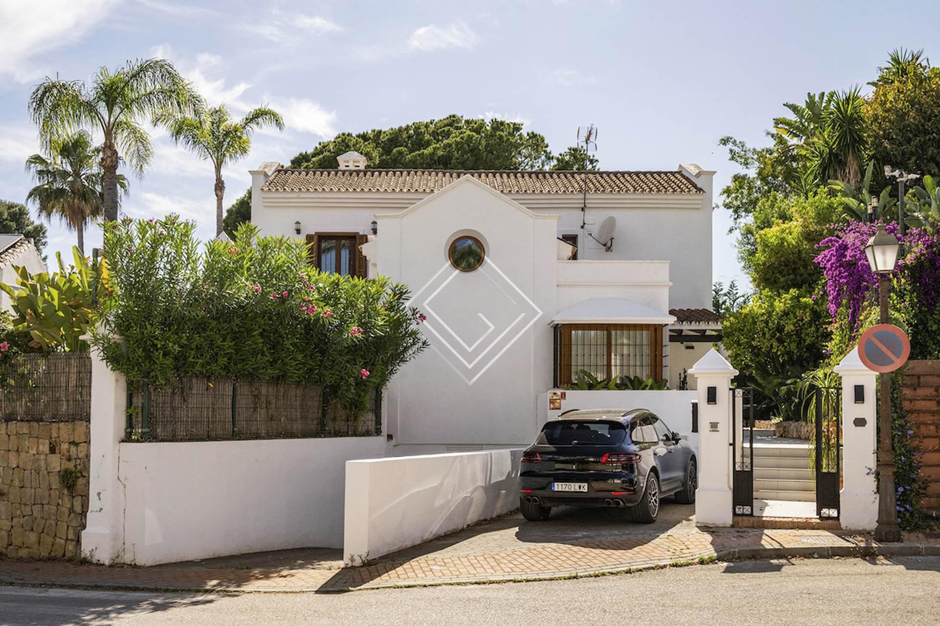 Villa independiente con piscina privada en Nagüeles, Marbella - Imagen 3