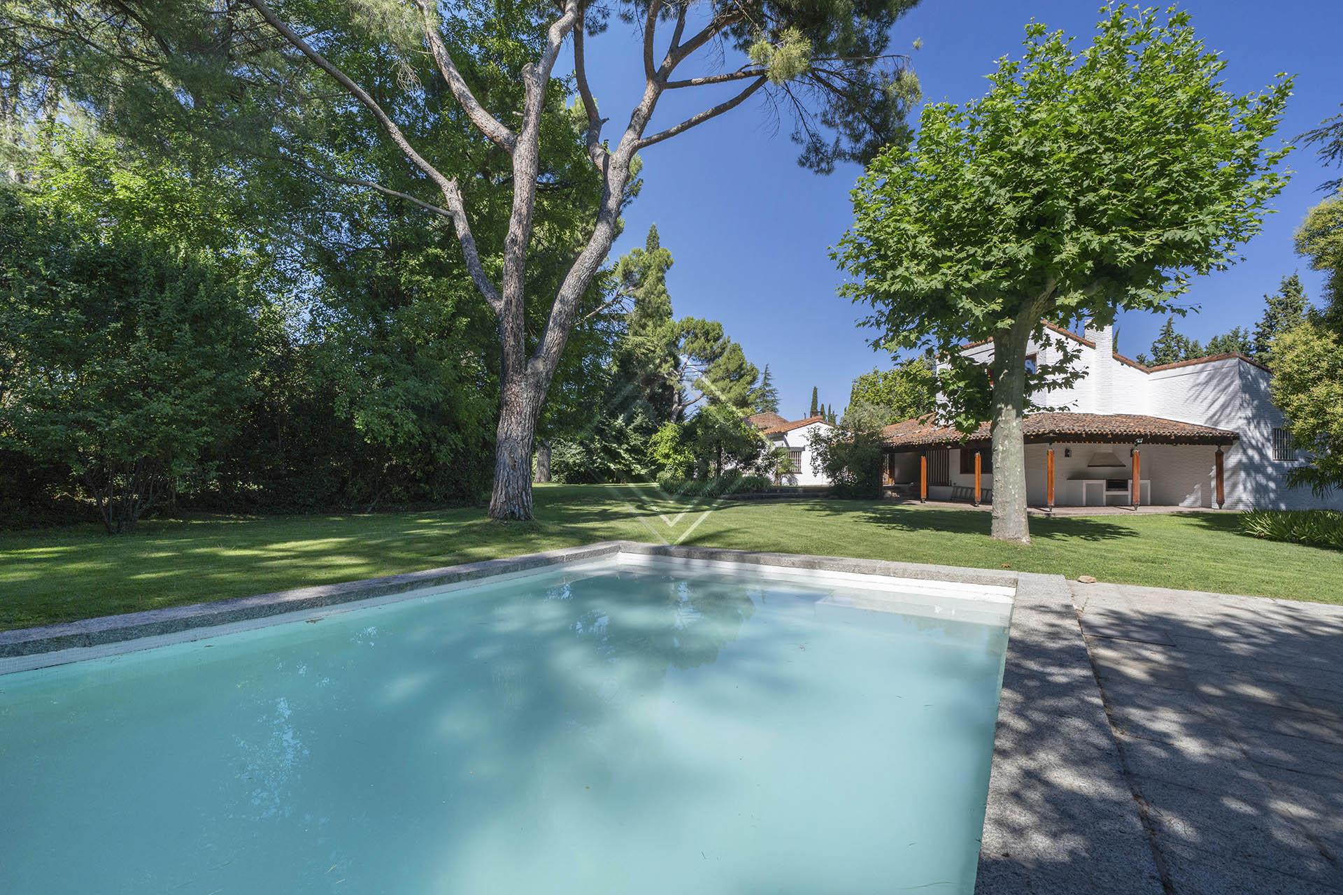 Alquiler vivienda premio de arquitectura en La Florida - Imagen 2