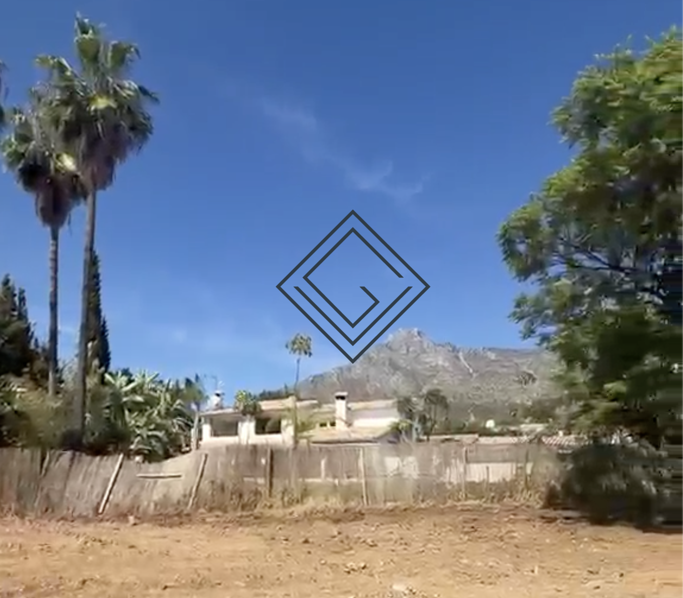 Parcela con licencia en Nagüeles, Marbella - Imagen 1