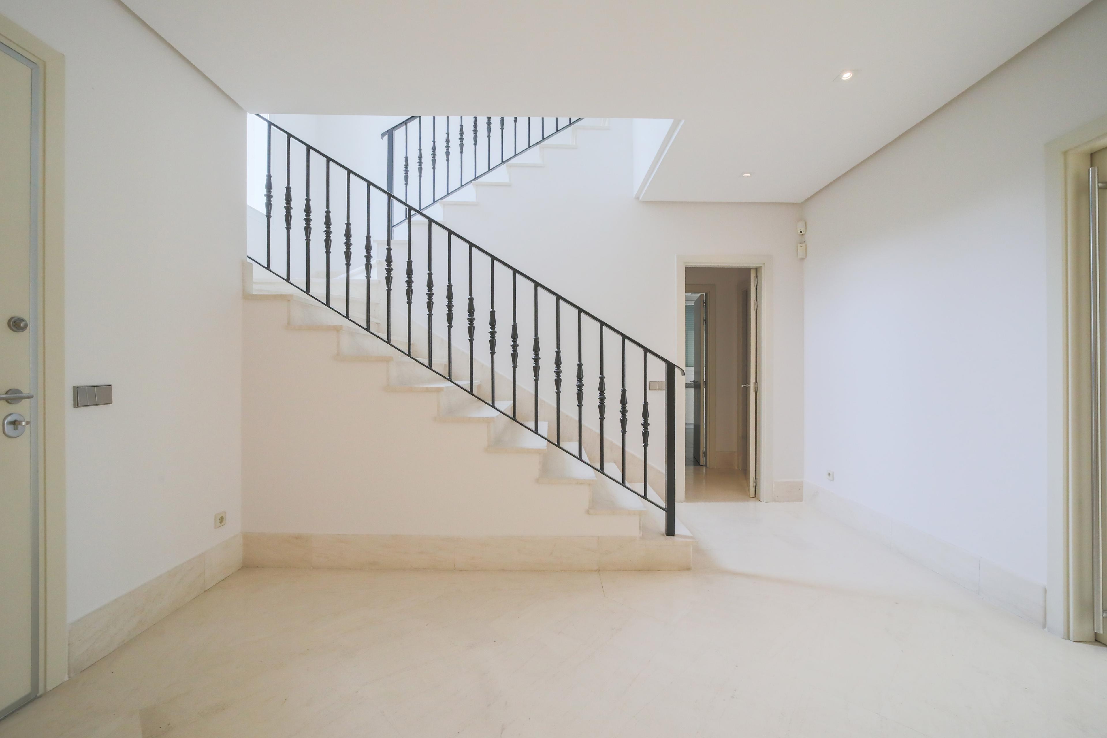 Fabulosa casa en alquiler en la Colonia Puerta de Hierro