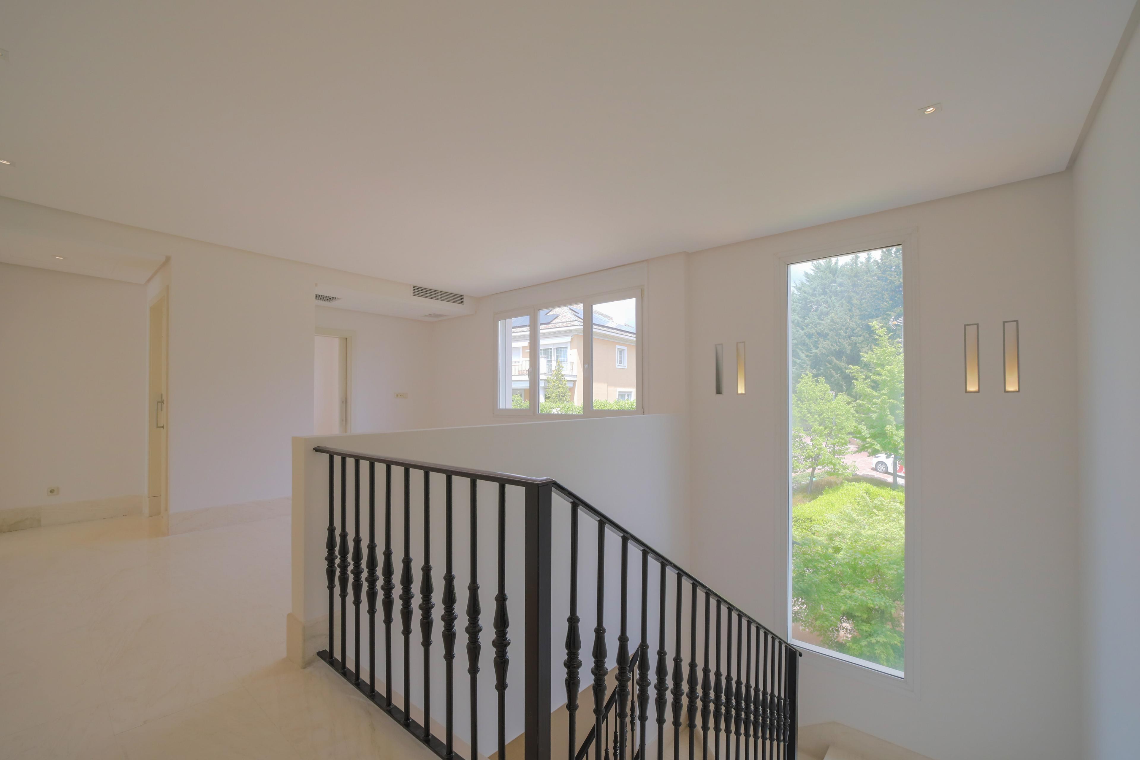 Fabulosa casa en alquiler en la Colonia Puerta de Hierro