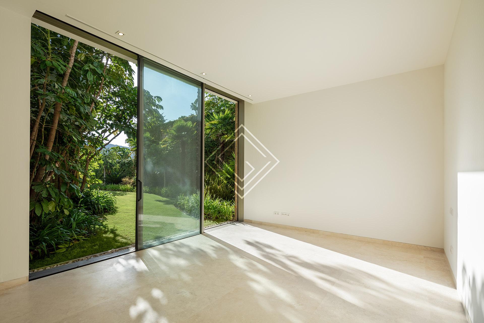 Imponente Villa en Cortesin