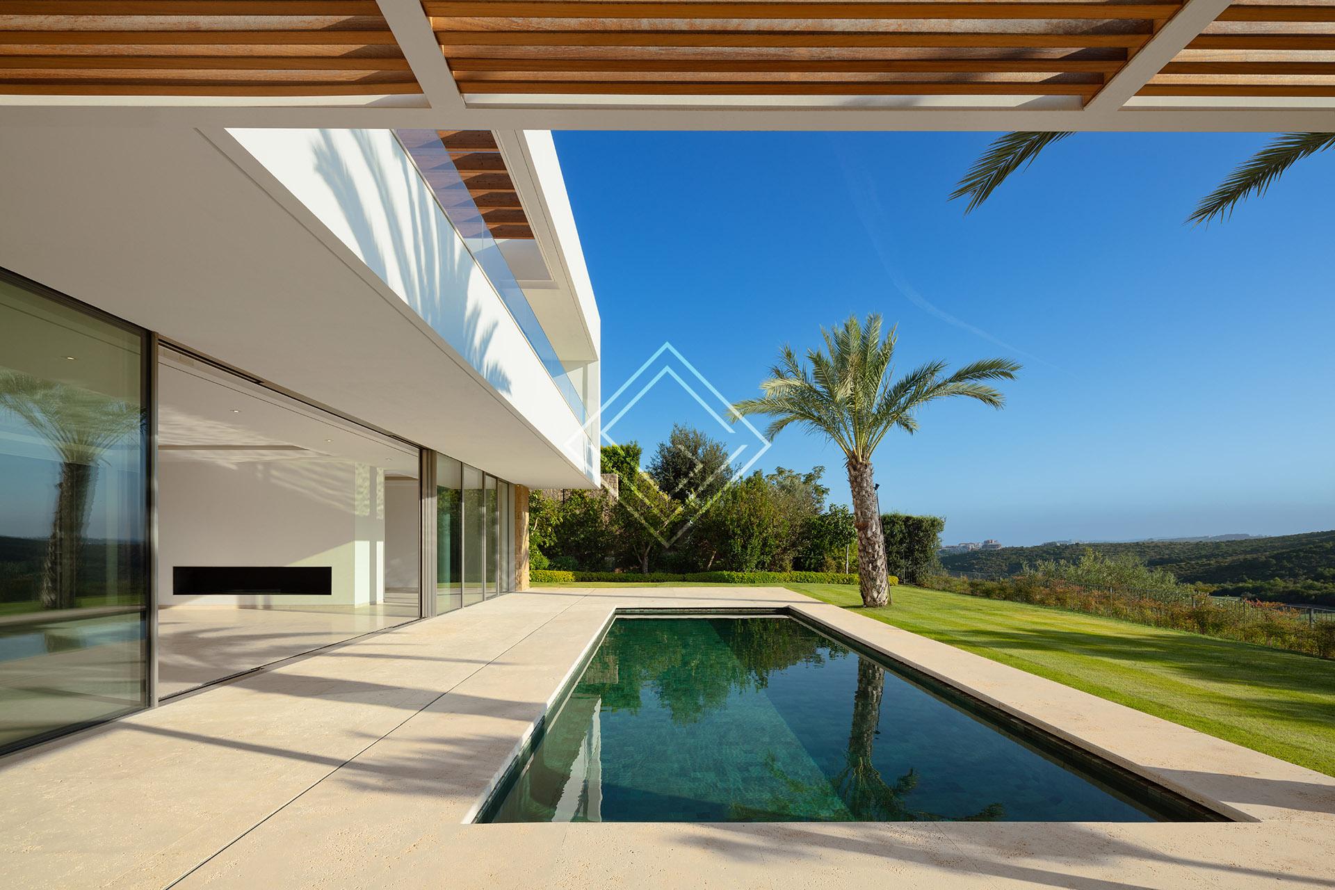 Imponente Villa en Cortesin