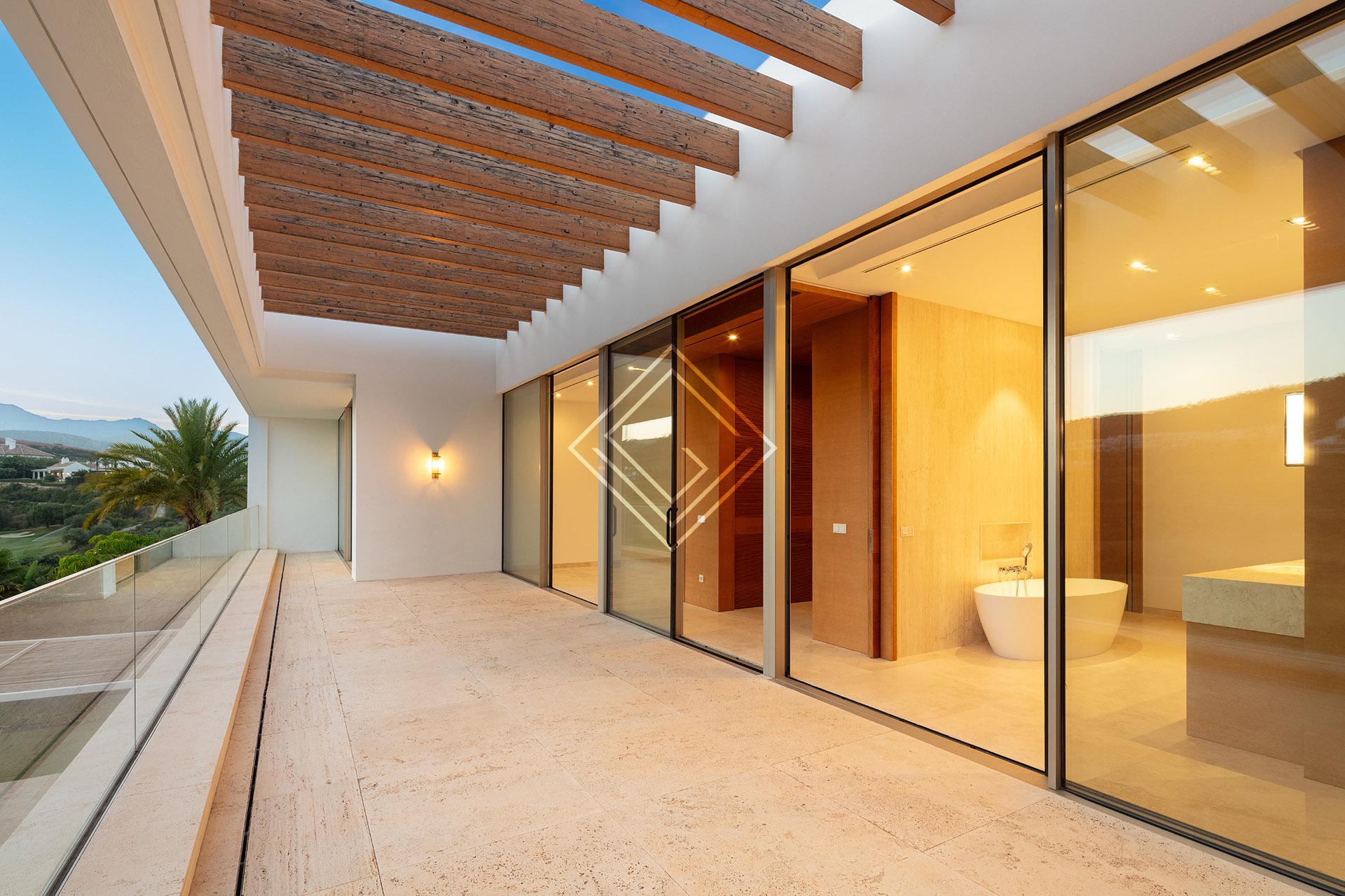 Imponente Villa en Cortesin