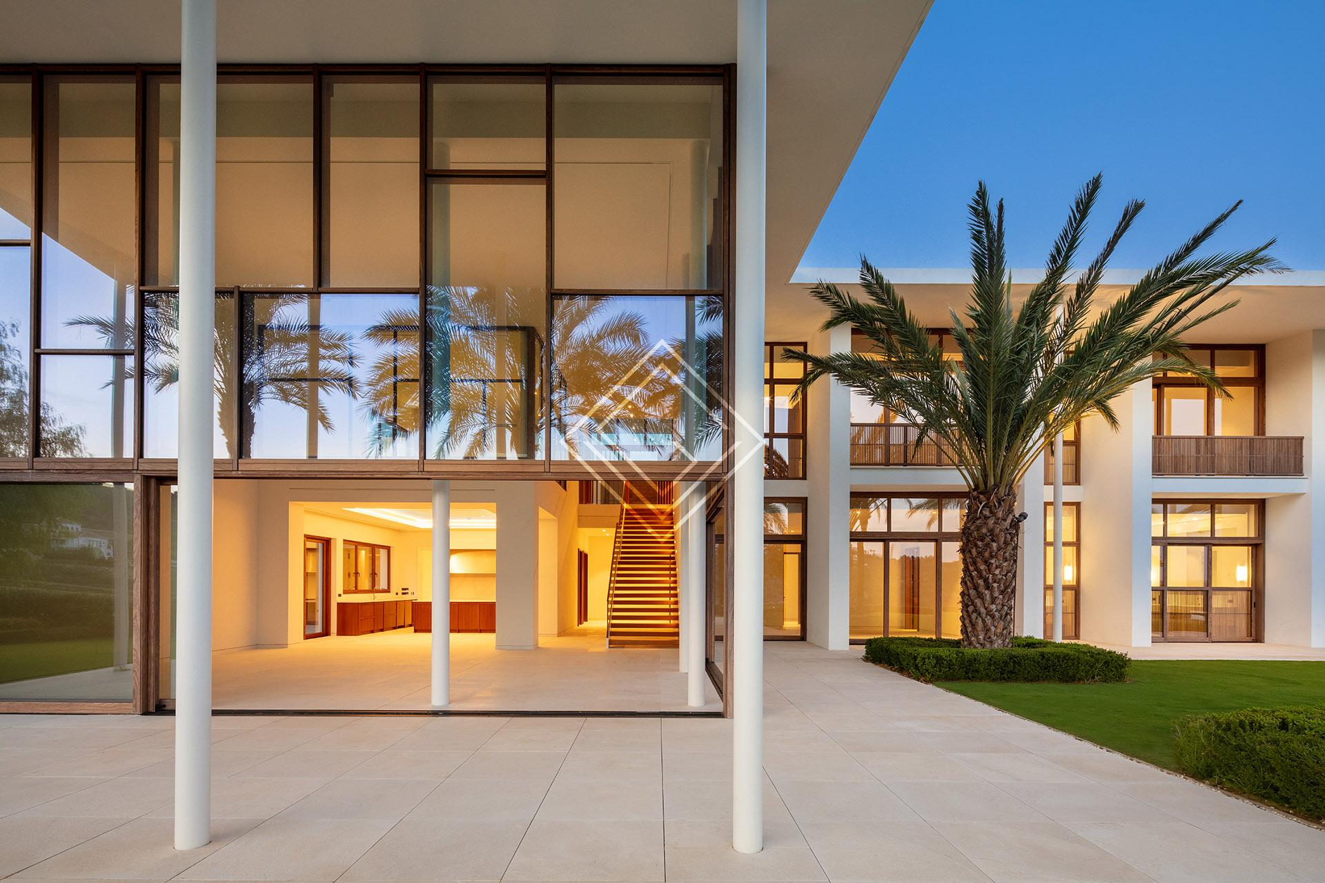 Amplísima Villa en Cortesin